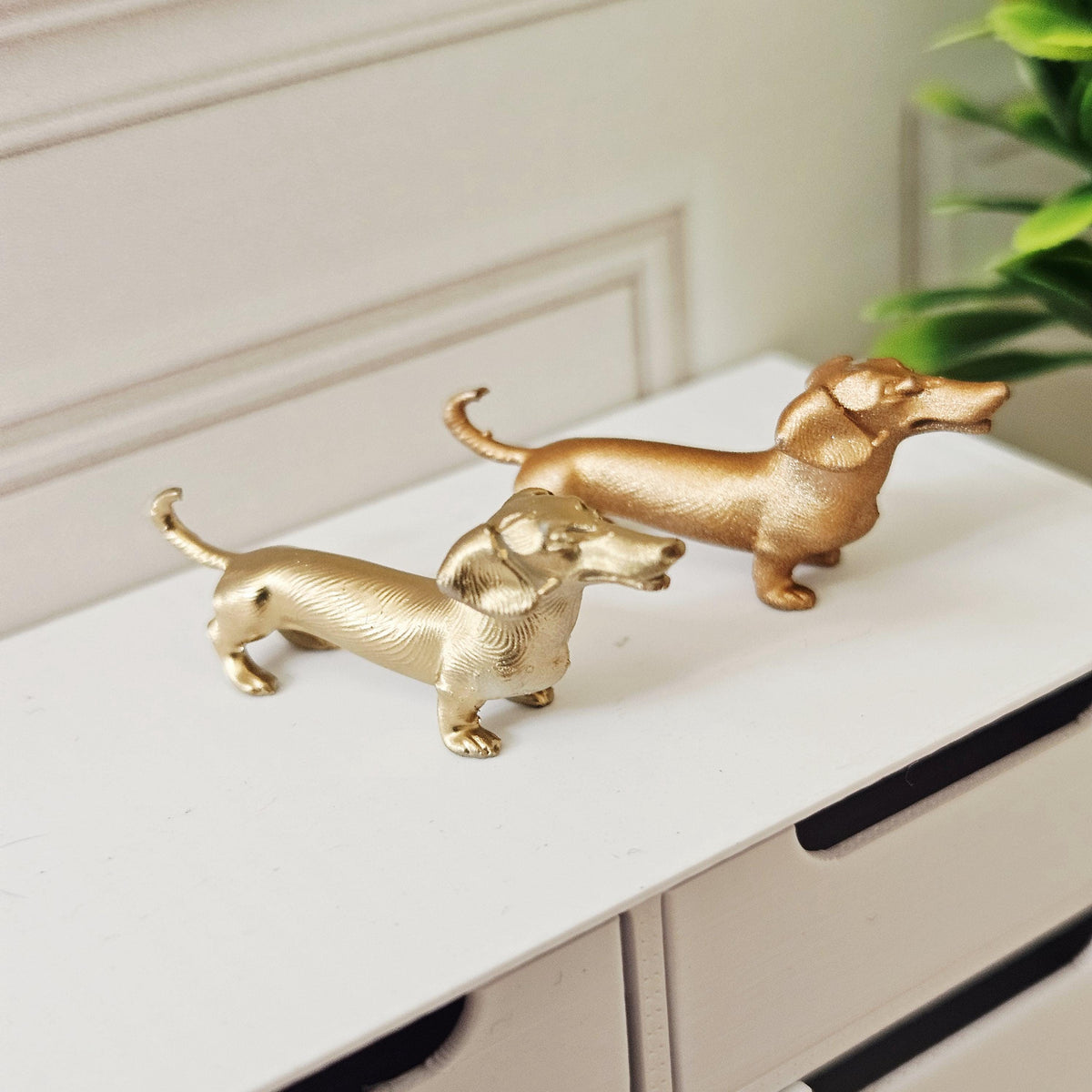 Sausage Dog Ornament | Dachshund Miniature | Choice of Colours | 1:12 Scale