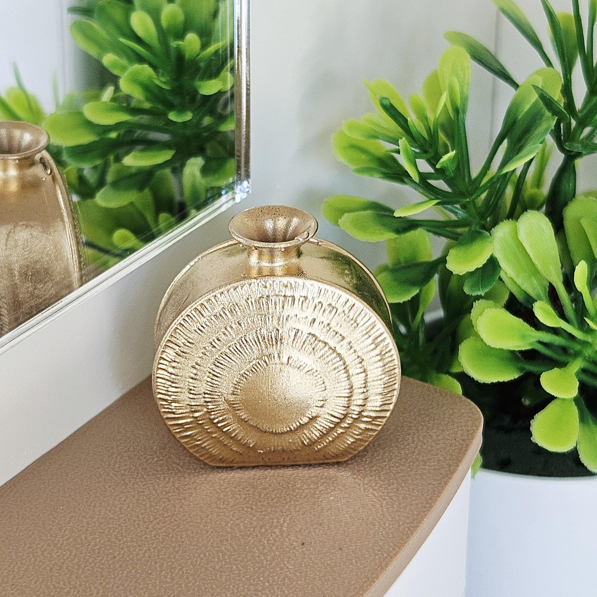 Modern Vase – alternate view 6 | 1:12 scale dolls house miniature