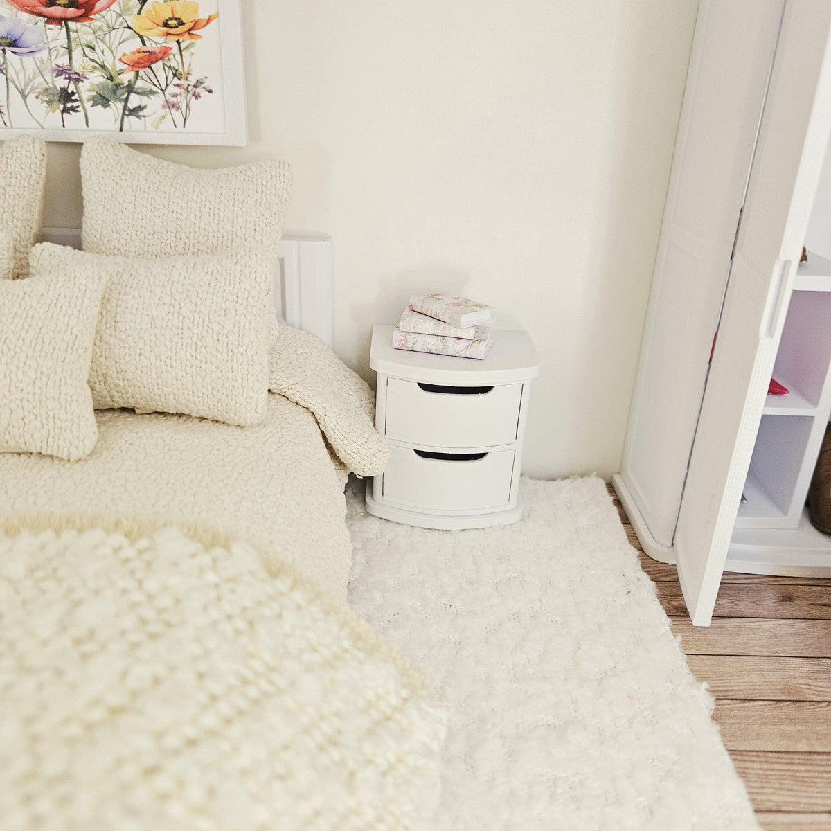 Modern Curved Bedside Table – alternate view 5 | 1:12 scale dolls house miniature