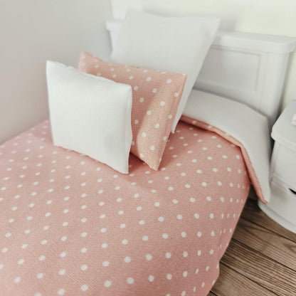 Dusky Pink Single Bedding Set – alternate view 2 | 1:12 scale dolls house miniature