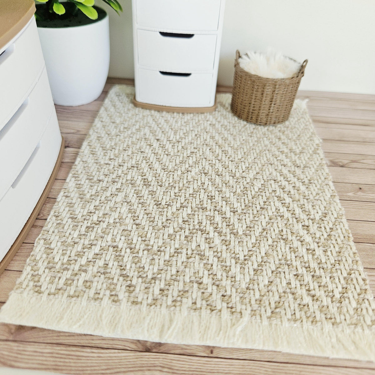Beige Herringbone Rug – alternate view 4 | 1:12 scale dolls house miniature