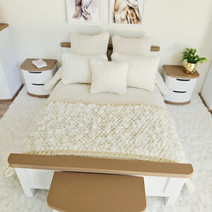 Double Bed with Handmade Mattress – alternate view 8 | 1:12 scale dolls house miniature