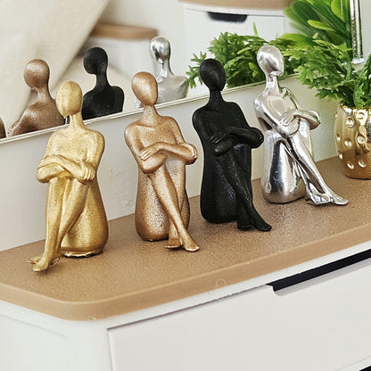 Seated Person Ornament | 1:12 scale dolls house miniature