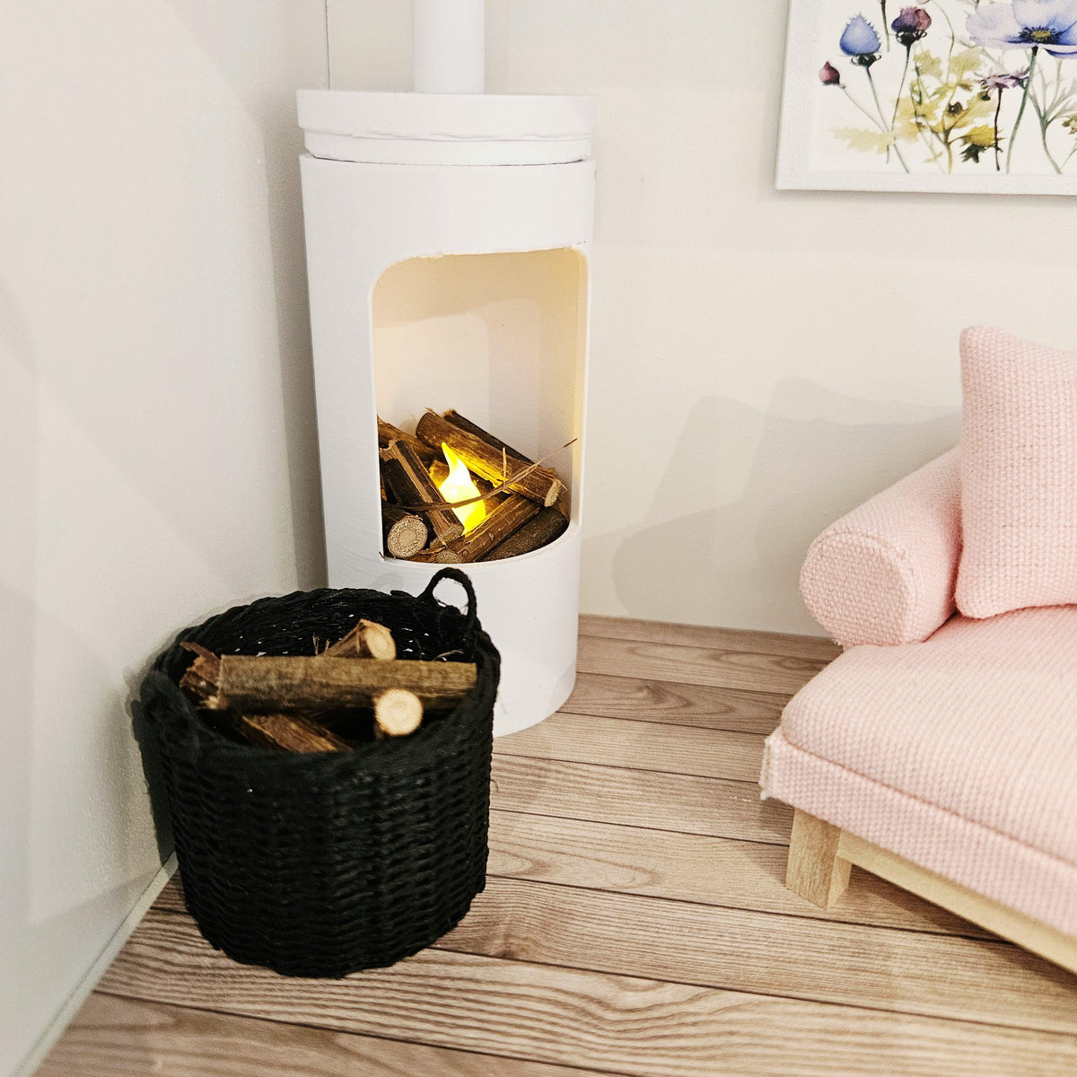 Wicker Log Basket with Firewood – alternate view 6 | 1:12 scale dolls house miniature