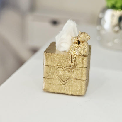 Highland Cow Tissue Box – alternate view 6 | 1:12 scale dolls house miniature