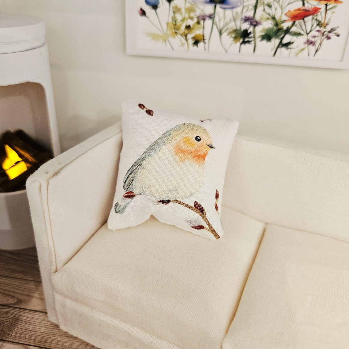 Robin Cushions – Set of 2 – alternate view 3 | 1:12 scale dolls house miniature