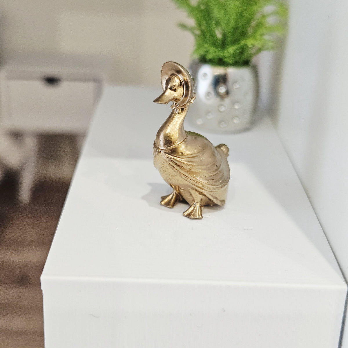 Jemima Puddle-Duck Ornament | 1:12 scale dolls house miniature
