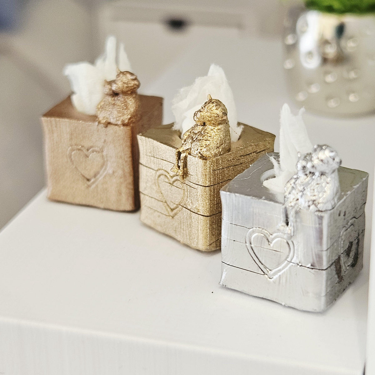 Highland Cow Tissue Box | 1:12 scale dolls house miniature