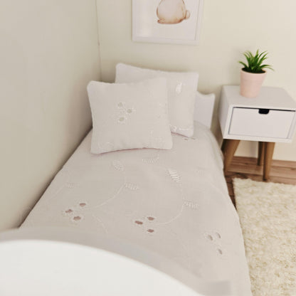 white floral leaf junior bedding set in a 1:12 scale dolls house display, detail view 4