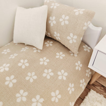 beige daisy junior bedding set in a 1:12 scale dolls house display, detail view 2
