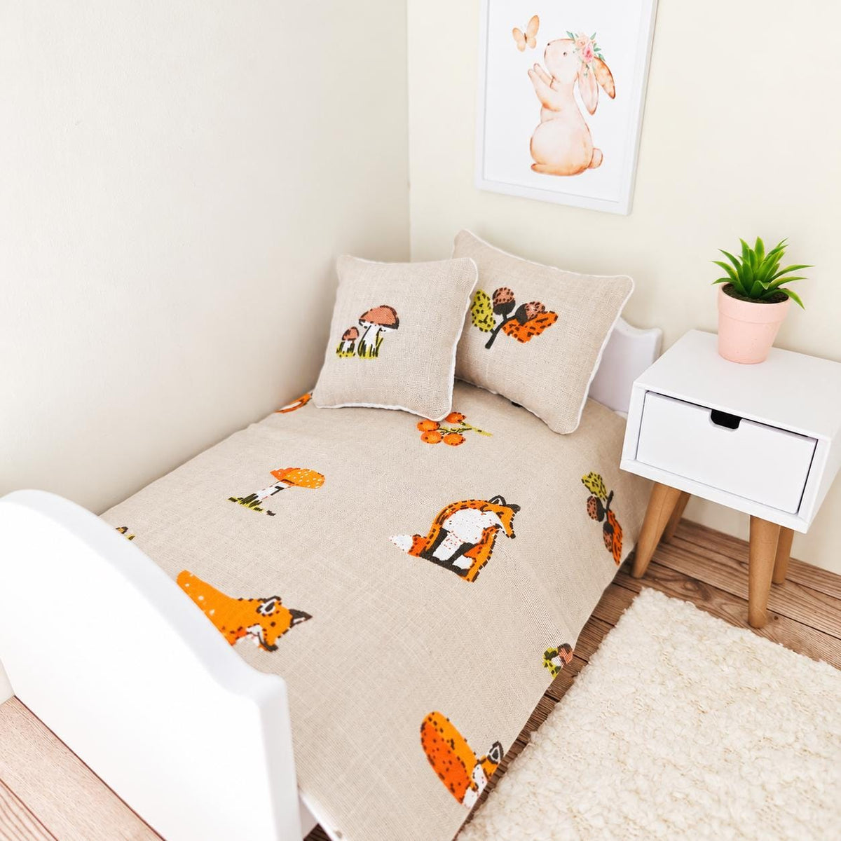 wildlife junior bedding set in a 1:12 scale dolls house display