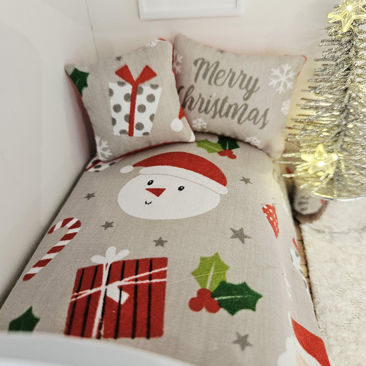 christmas snowman junior bedding set in a 1:12 scale dolls house display, detail view 5