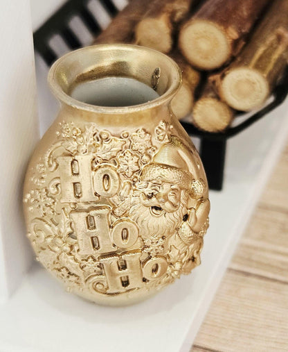 Gold santa ho ho ho vase in a 1:12 scale dolls house display, detail view 4